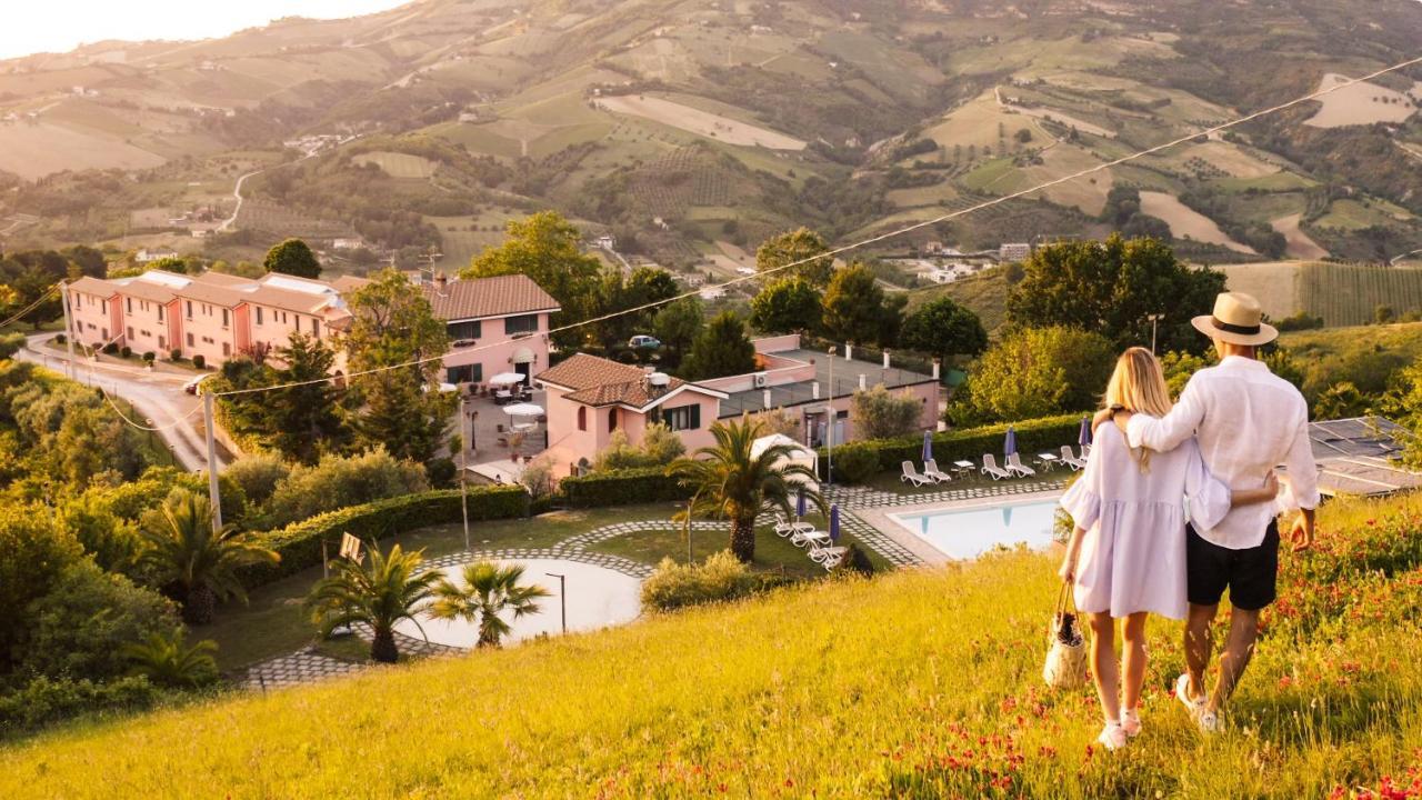 I Calanchi Country Y Restaurante Ripatransone