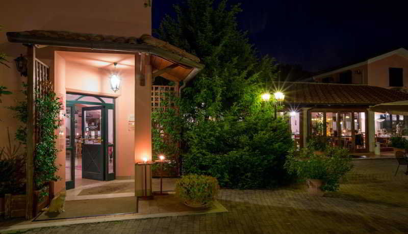 Hotel I Calanchi Country Y Restaurante