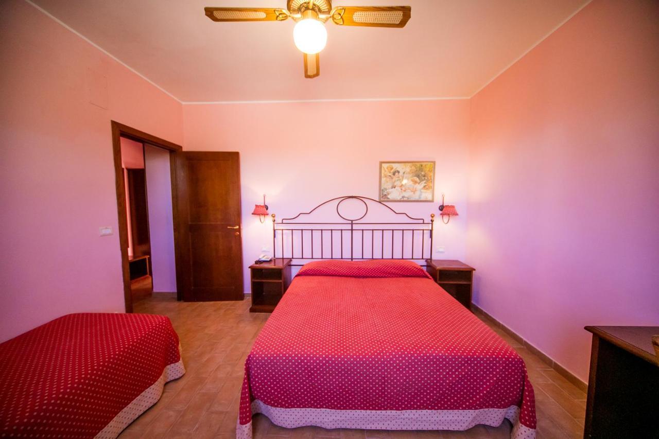 Hotel I Calanchi Country Y Restaurante
