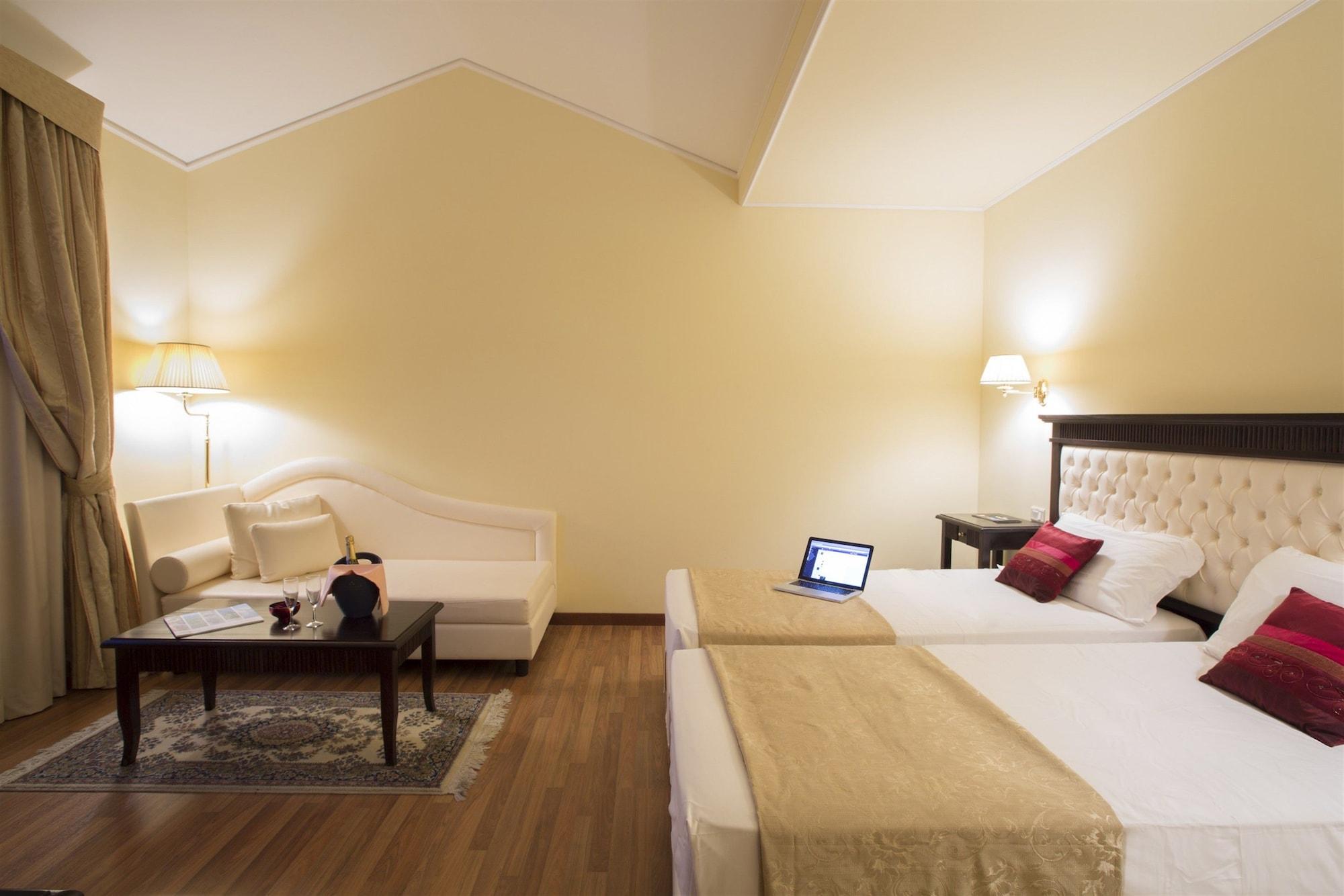 Country & I Calanchi Hotel