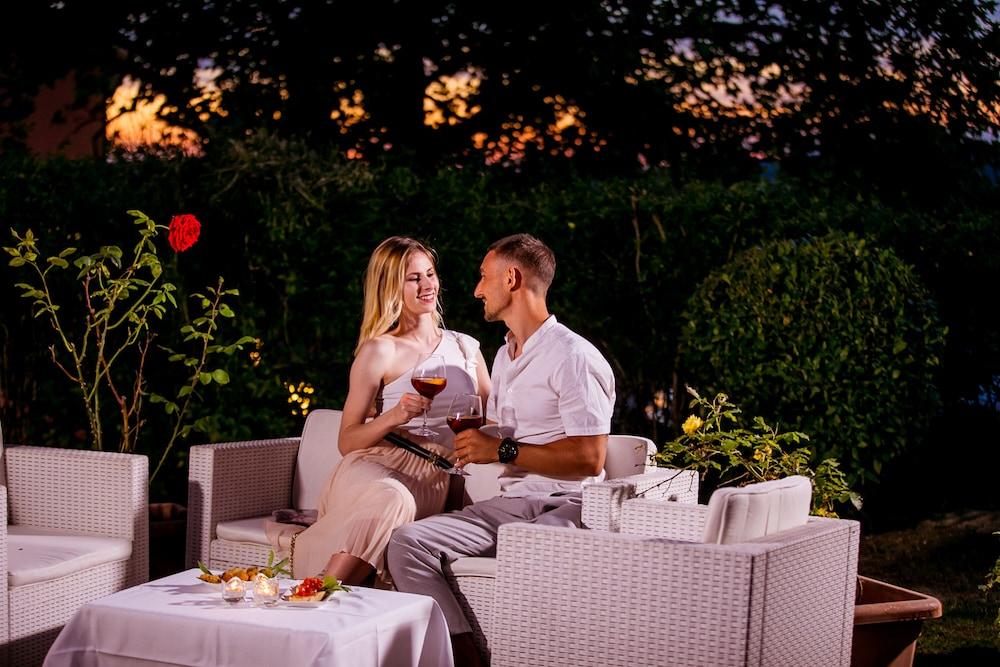 Country & I Calanchi Hotel